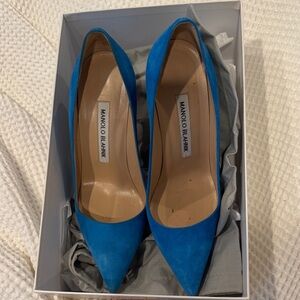 Manolo Blahnik Vibrant Blue Heels